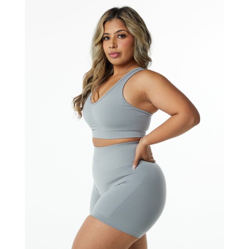 Must-Have Amplify Bra - Utility Grey Hot New Item