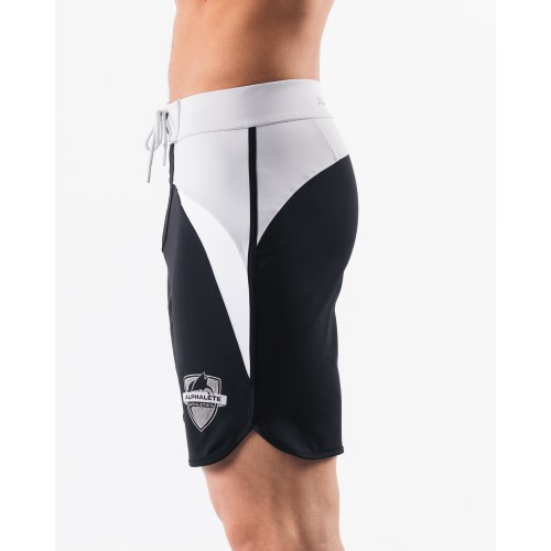 Must-Have Crescent Boardshort - Black Coin Hot New Item