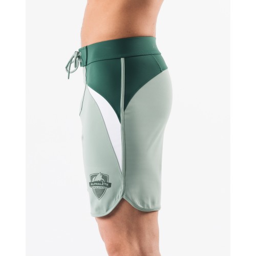 Must-Have Crescent Boardshort - Emerald Green Just In