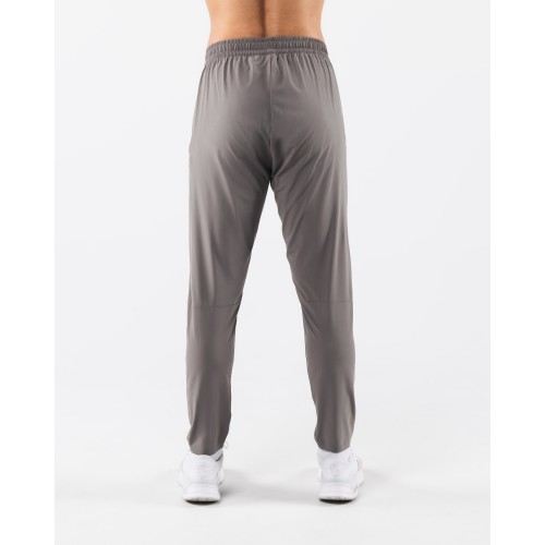 Must-Have Swift Training Pant - Dusty Concrete - Grey In Stock