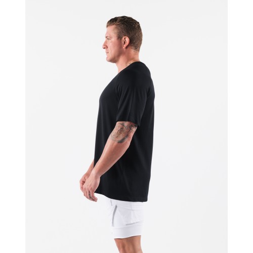 Must-Have Wolf Head Airtech Tee - Black In Stock