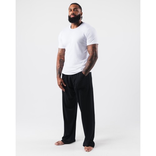 Must-Have Zero Classic Straight Leg Pant - Black Just In