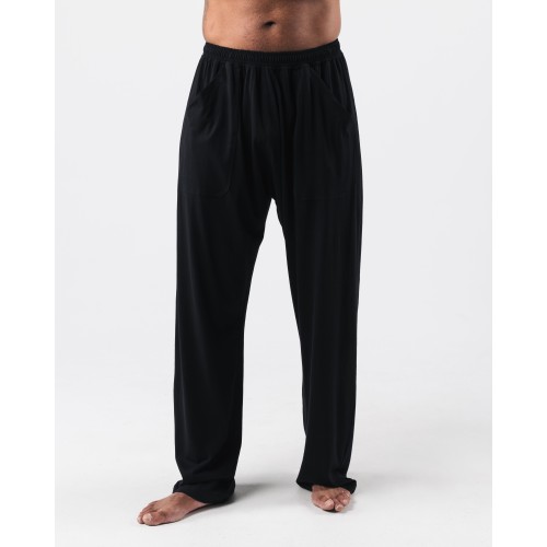 Must-Have Zero Classic Straight Leg Pant - Black Just In