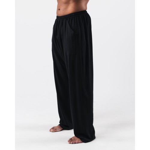 Must-Have Zero Classic Straight Leg Pant - Black Just In