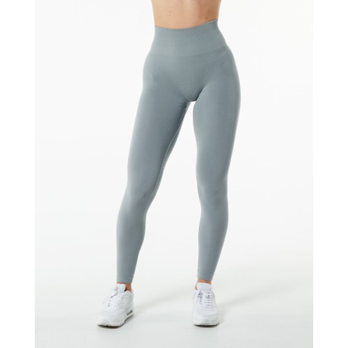 Must-Have Amplify Legging - Utility Grey In Stock