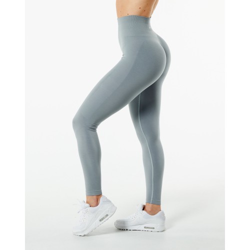 Must-Have Amplify Legging - Utility Grey In Stock