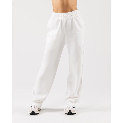 Must-Have Origin Pant - White In Stock