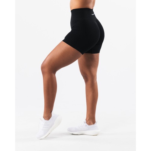 Must-Have Amplify Contour Short 5" - Black Fresh Release