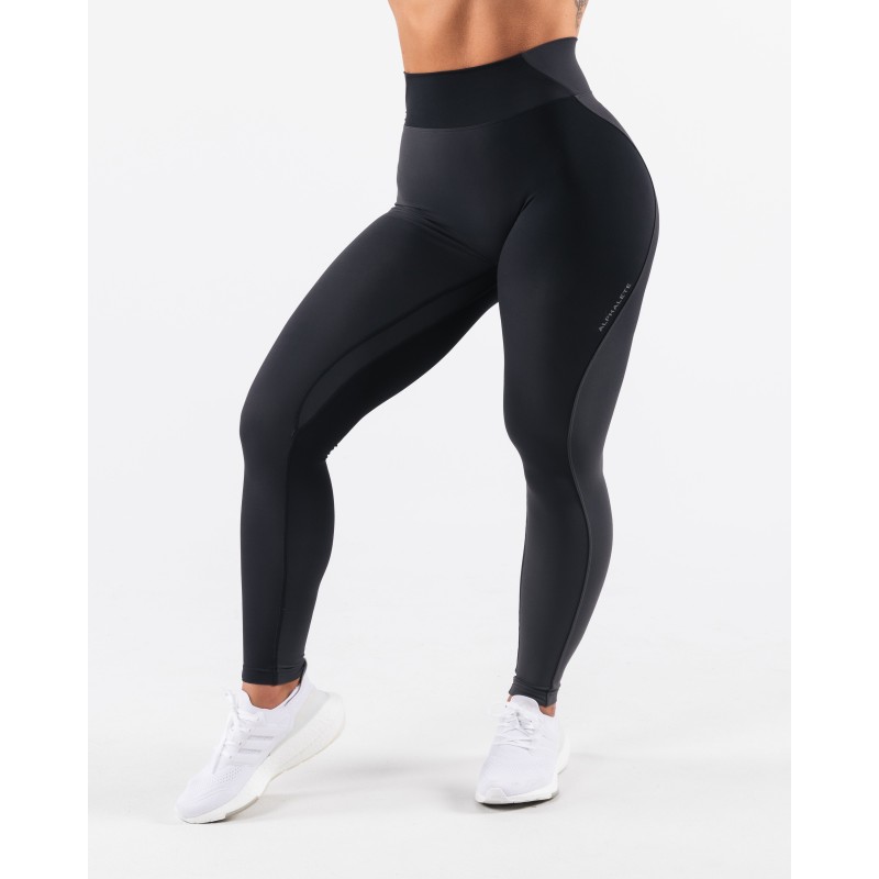 Must-Have Aura Legging - Aura Storm Print - Black Limited Stock