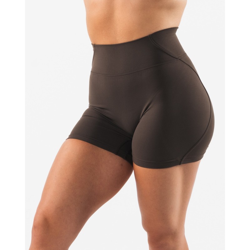 Must-Have Aura Short 5" - Cashmere - Brown Immediate Availability