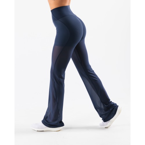 Must-Have Mesh Astor Flared Pant - Nocturnal - Blue Fresh Release