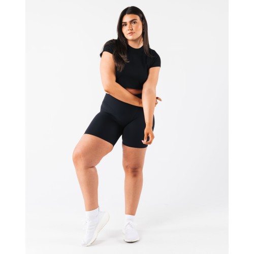 Must-Have OT Crop Tee - Black New Release