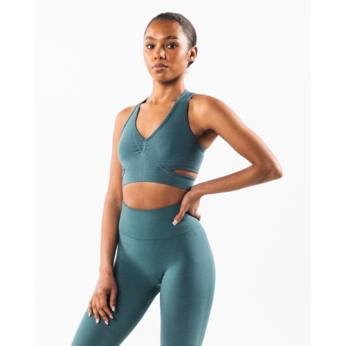 Must-Have Stratus Bra - Ocean - Blue In Stock