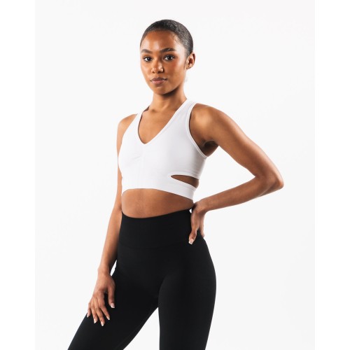 Must-Have Stratus Bra - White Immediate Availability