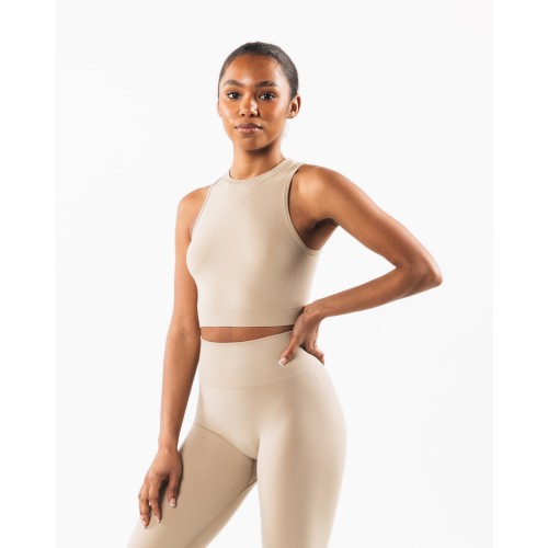 Must-Have Stratus Crop Tank - Linen - Brown New Collection