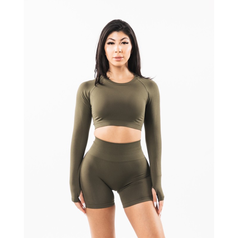 Must-Have Stratus LS Crop - Oak - Green Just In