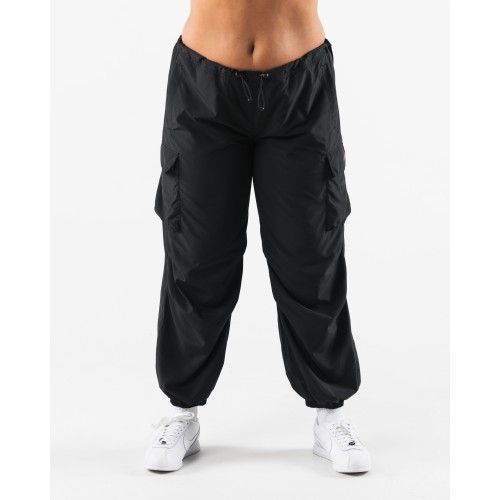 Must-Have Taft Arrival Pant - Black Hot New Item