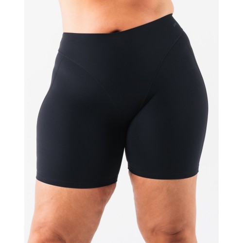 Must-Have Tenacity Parker Biker Short 7” - Black New Release