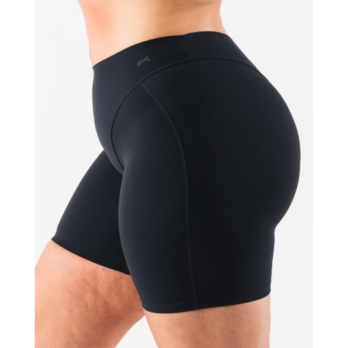 Must-Have Tenacity Parker Biker Short 7” - Black New Release