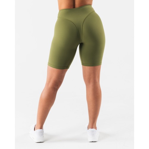 Must-Have Tenacity Parker Biker Short 7” - Verbena - Green Fresh Release